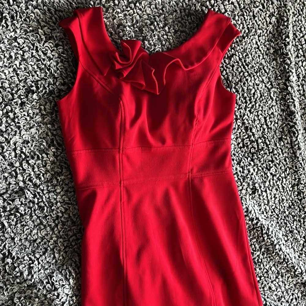 Calvin Klein   Dress  midi  holiday Red   flower detailed collar Size 6   EUC - Picture 10 of 10